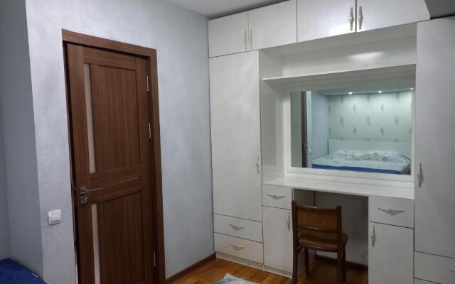 Apartment Center 1