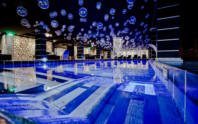 Royal Castle Design & SPA Hotel