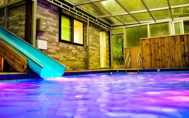 Gapyeong Pinepino Pool Villa