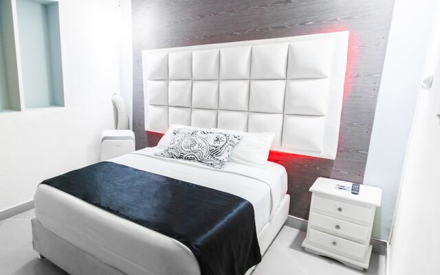 $ PROMO $ 3 Bedrooms with Bathrooms apartment & Jacuzzi in Lleras park @Poblado