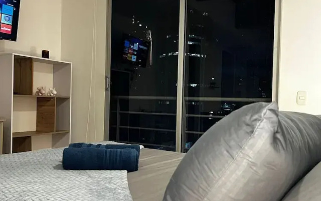 Hermoso apartamento con vistas 312