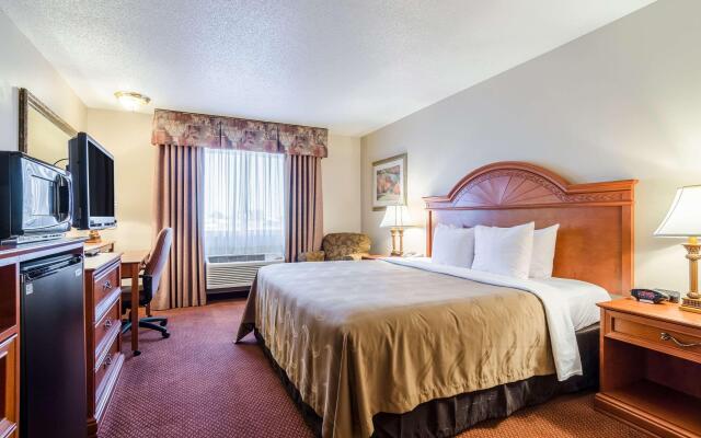 Holiday Inn Express ALLIANCE