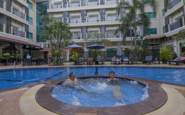 Angkor Holiday Hotel