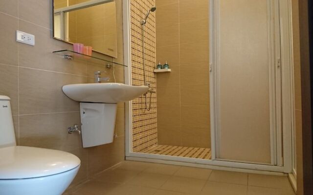 Taroko Xincheng Old Street B&B