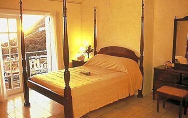 Scout's Place Hotel
