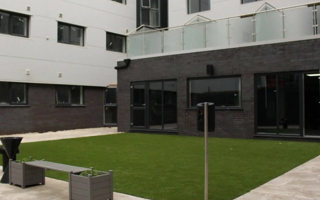 Peace Apartments - Spring Place