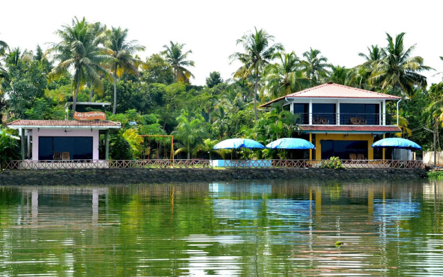 Lake Symphony Resort
