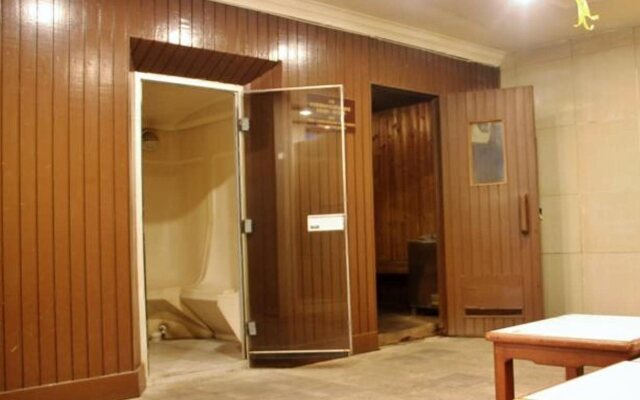 Prince Hotel