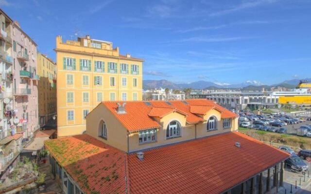 Appartement Ajaccio, 1 pièce, 2 personnes - FR-1-61-473