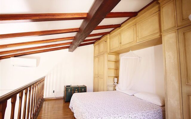 Santa croce charming studio