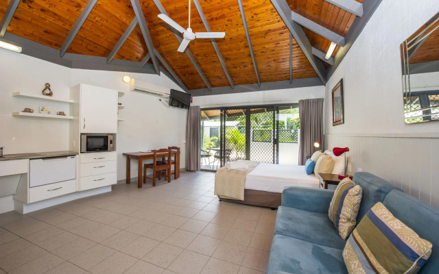 Island Leisure Resort