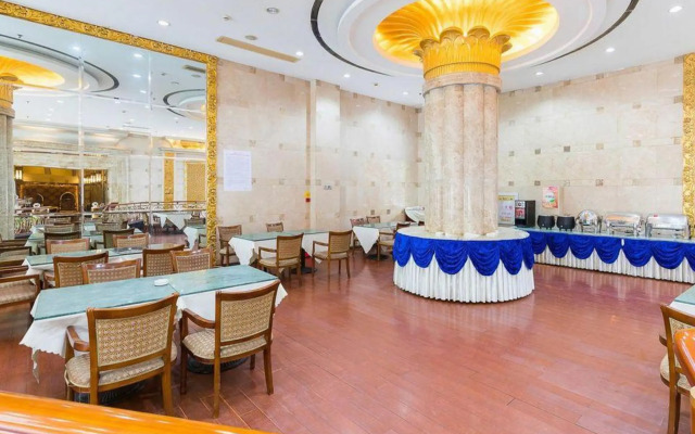 Hui Long Hotel