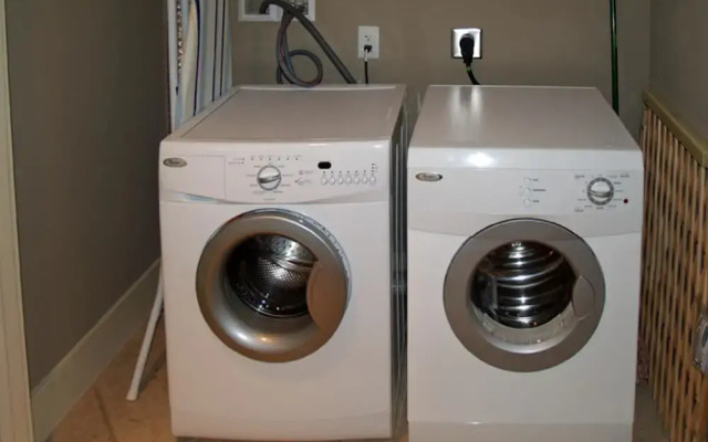 Sapphire Condominiums