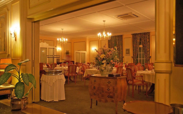 Hansa Hotel