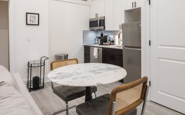 Sosuite at French Quarters - Rittenhouse Square