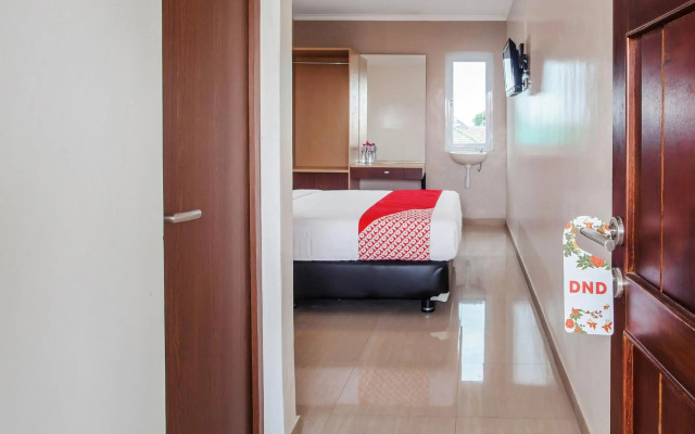 Capital O 134 Lg Residence