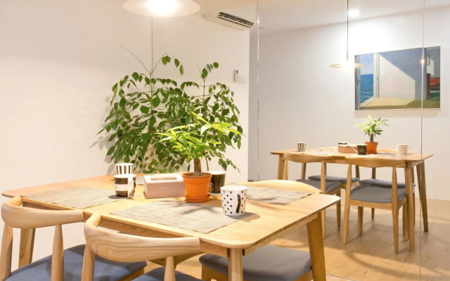 16 Gurney Homestay