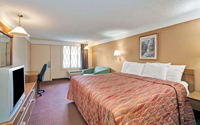 Knights Inn Charleston