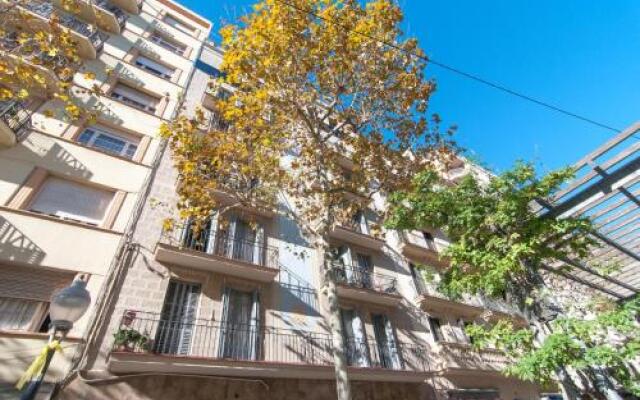 Sagrada Familla Views Apartment