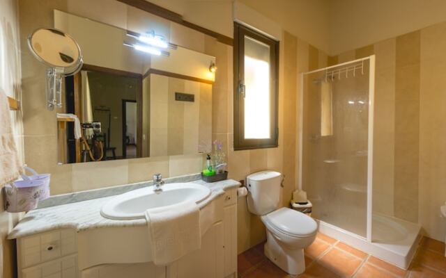 El Manantial Del Fresno