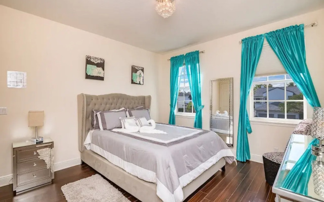 Las Olas Maison de Ville Near Fort Lauderdale Beach