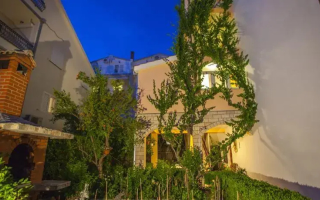 Villa Neda