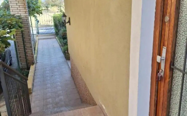 Ellgasi Charming & Cozy Apartment