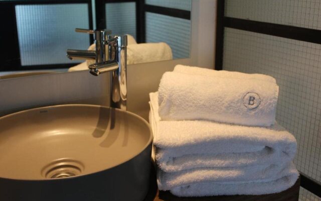 Be House Suites & Spa