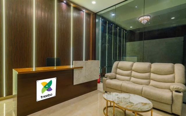 Treebo The Living Tree Khairatabad