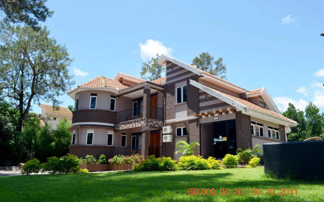 Saffron Beach Bistro & Cottages