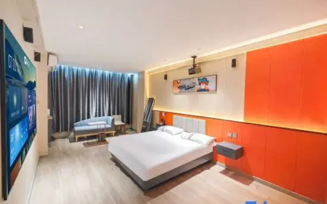 Jifeng Intelligent Audiovisual Hotel