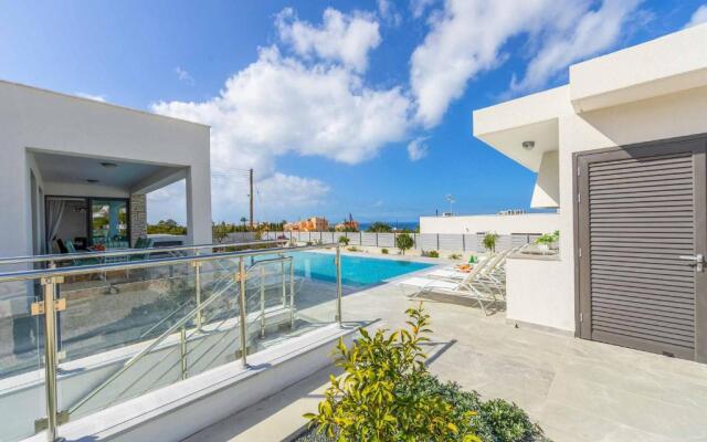 Villa Adaris