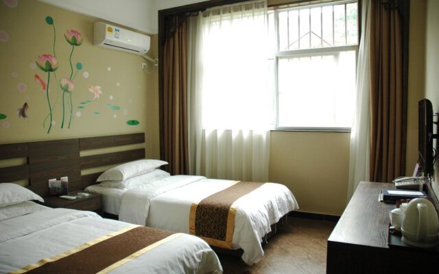 Huashan Inn (Xia Culture Theme Hotel)