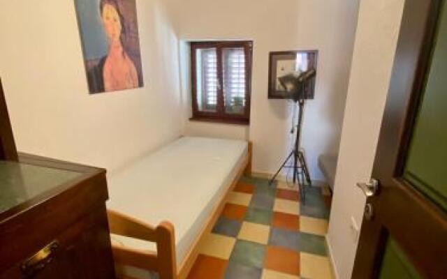 Romantic maisonette