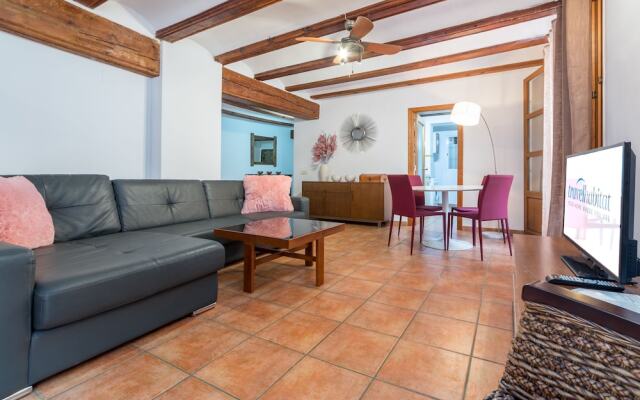 Travel Habitat Plaza del Pilar