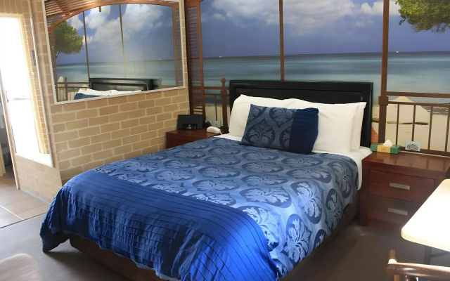 Grand Manor Motor Inn - Queanbeyan