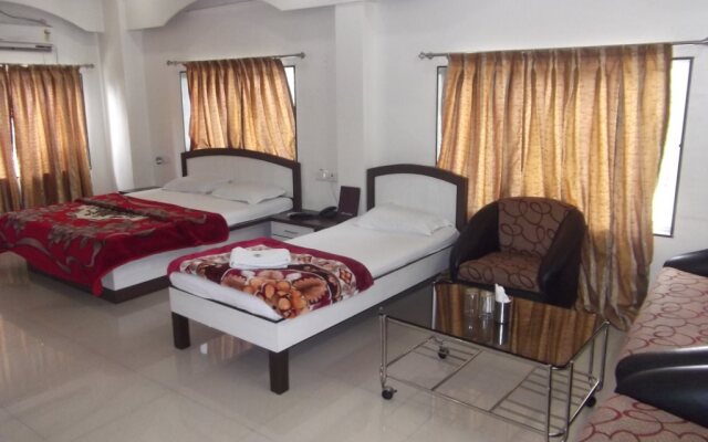 Hotel Bhola