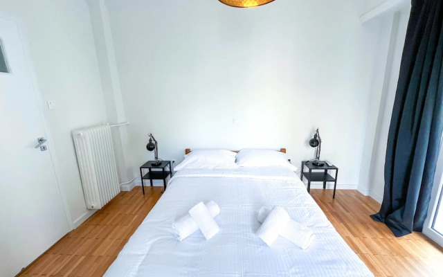 Family Two Bedroom Apartment Benaki