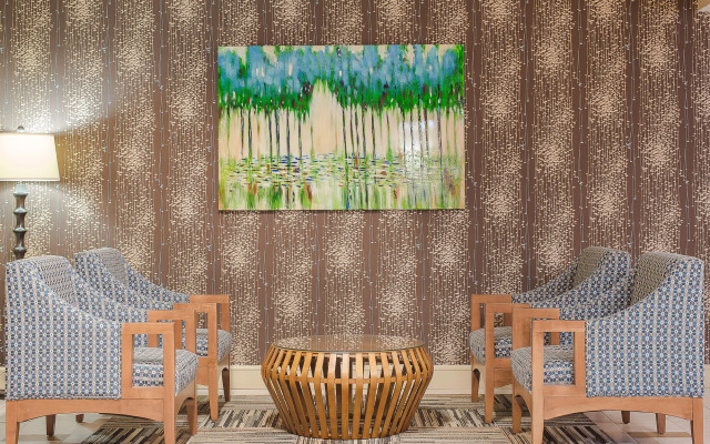 Spark by Hilton Roanoke Civic Center