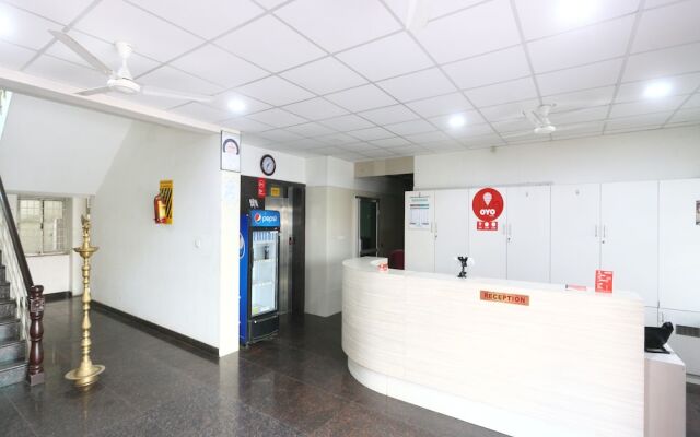 OYO 3547 Raj Guru Residency