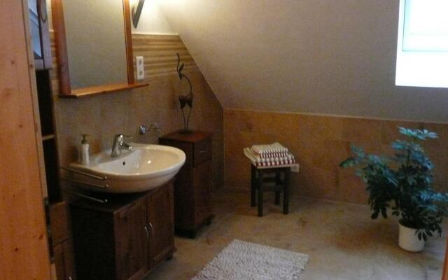 Natur-blockhaus in Waltershausen