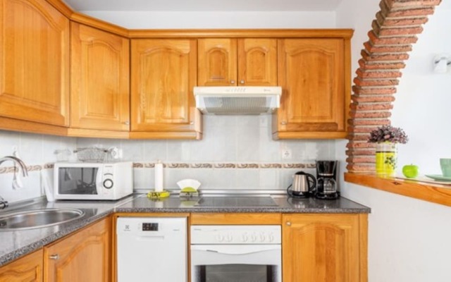 Apartment - 1 Bedroom with Pool and WiFi - 107888