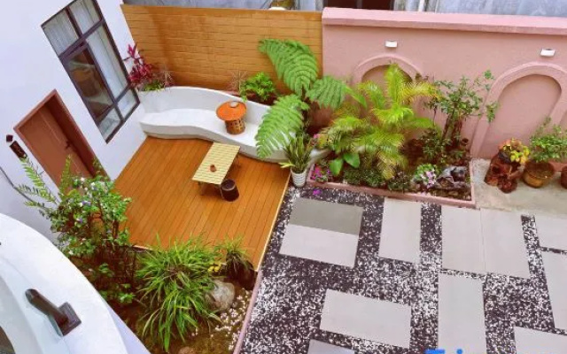 HongFei Villa – Outside – Dehong