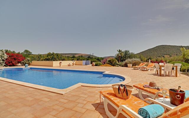 Casa do Pomar by Portucasa