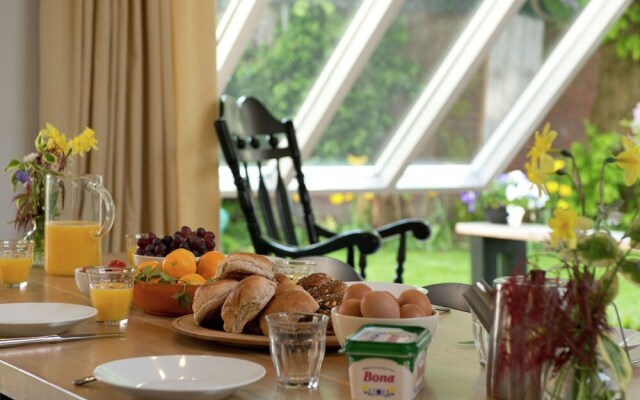 Quaint Holiday Home in Schagen with Garden