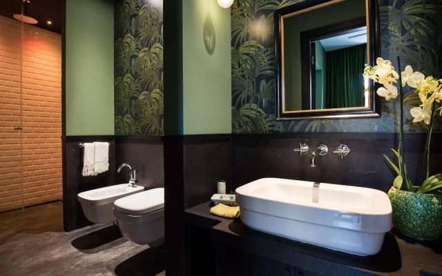 Velona's Jungle Luxury Suites