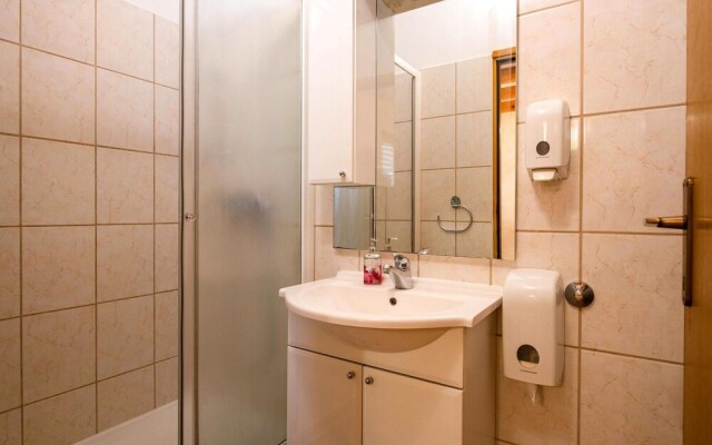 Stunning Home in Betiga With Wifi and 6 Bedrooms