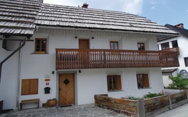 Apartma Pri Štruklju