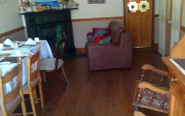Avalon Lodge B&B