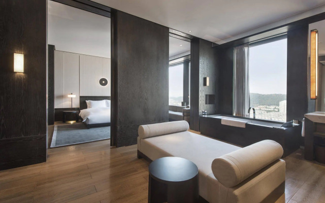 Hyatt Regency Wuhan Optics Valley